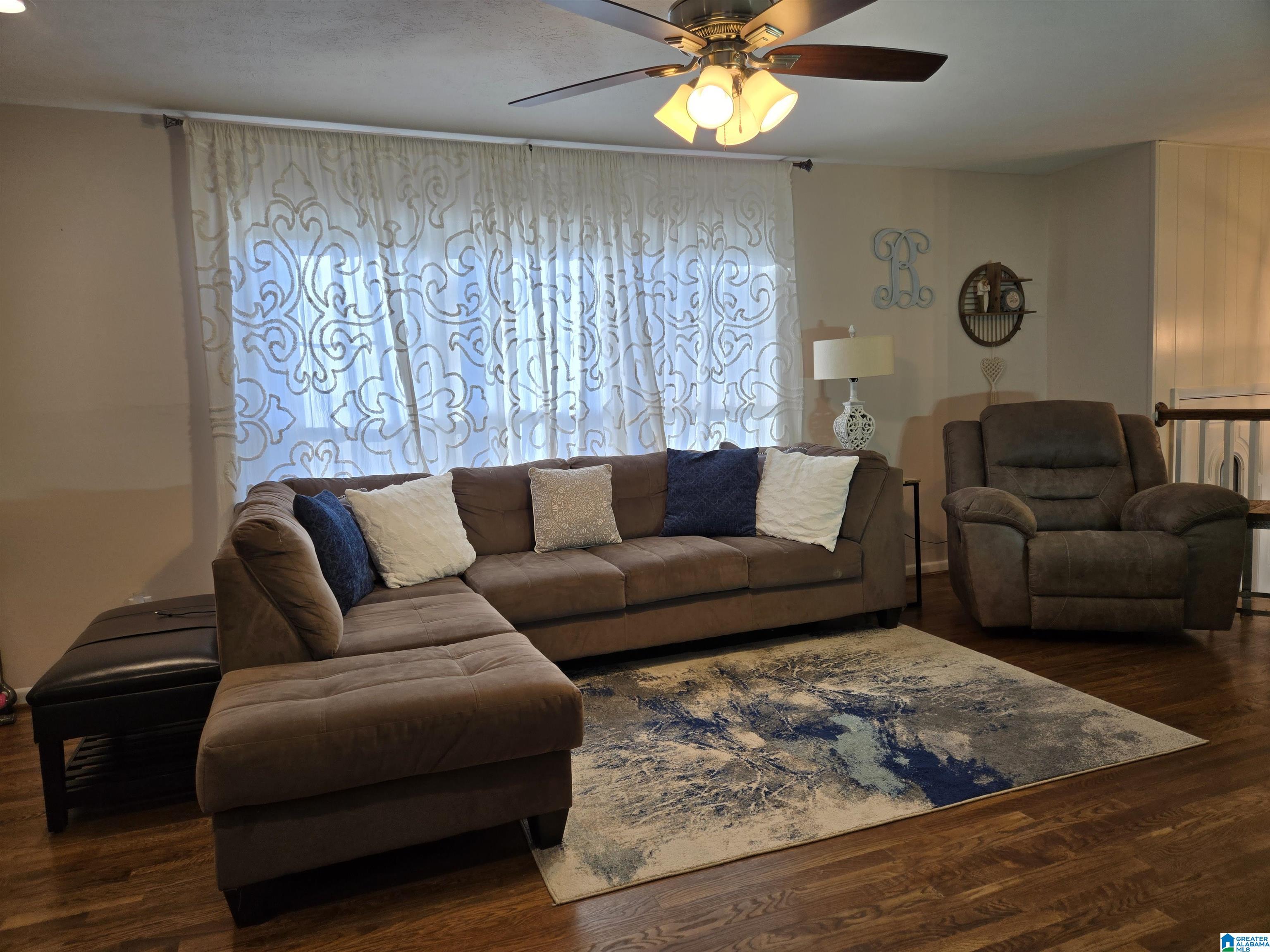 115 2ND STREET N