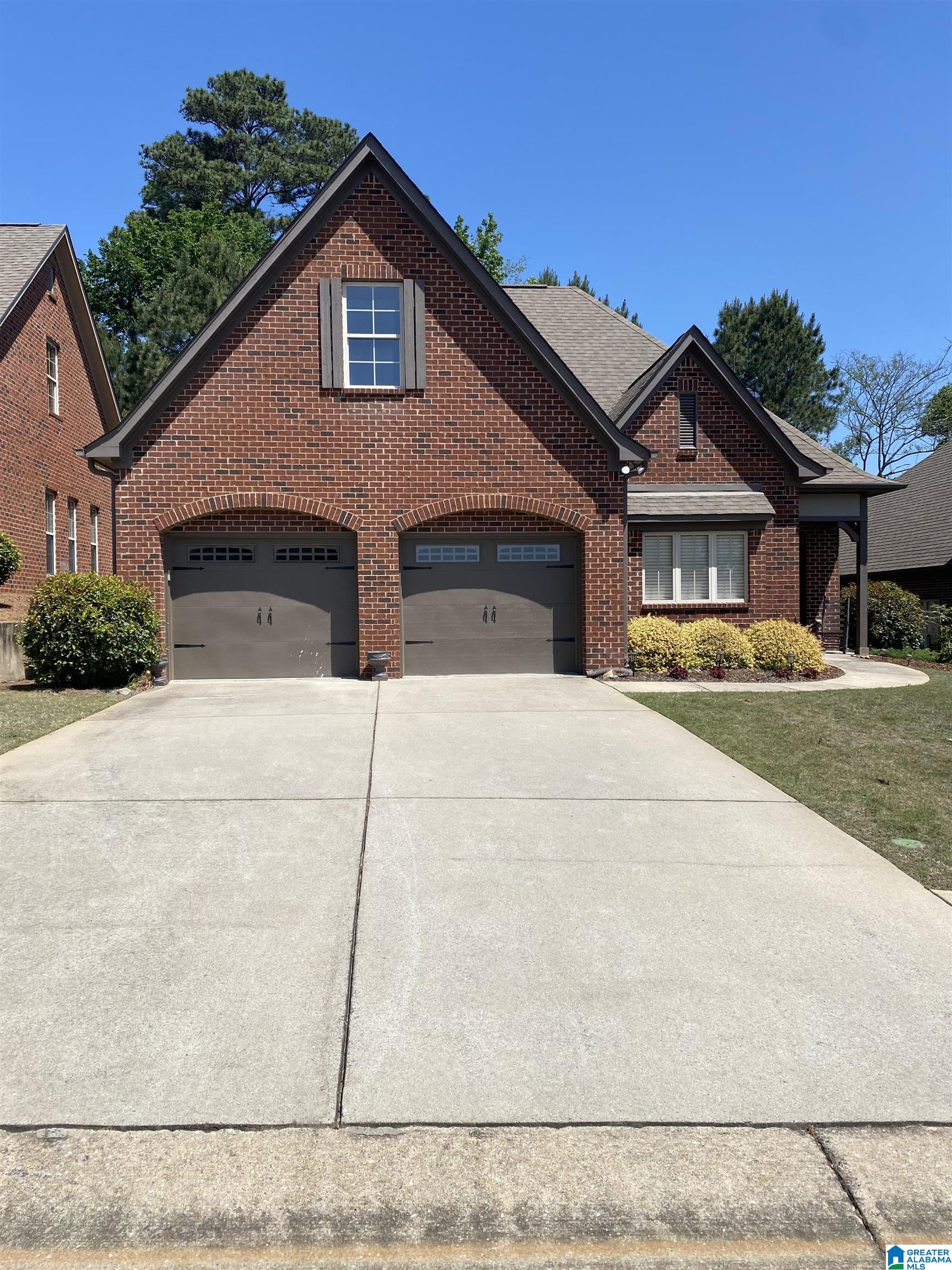 772 BAINBRIDGE COURT