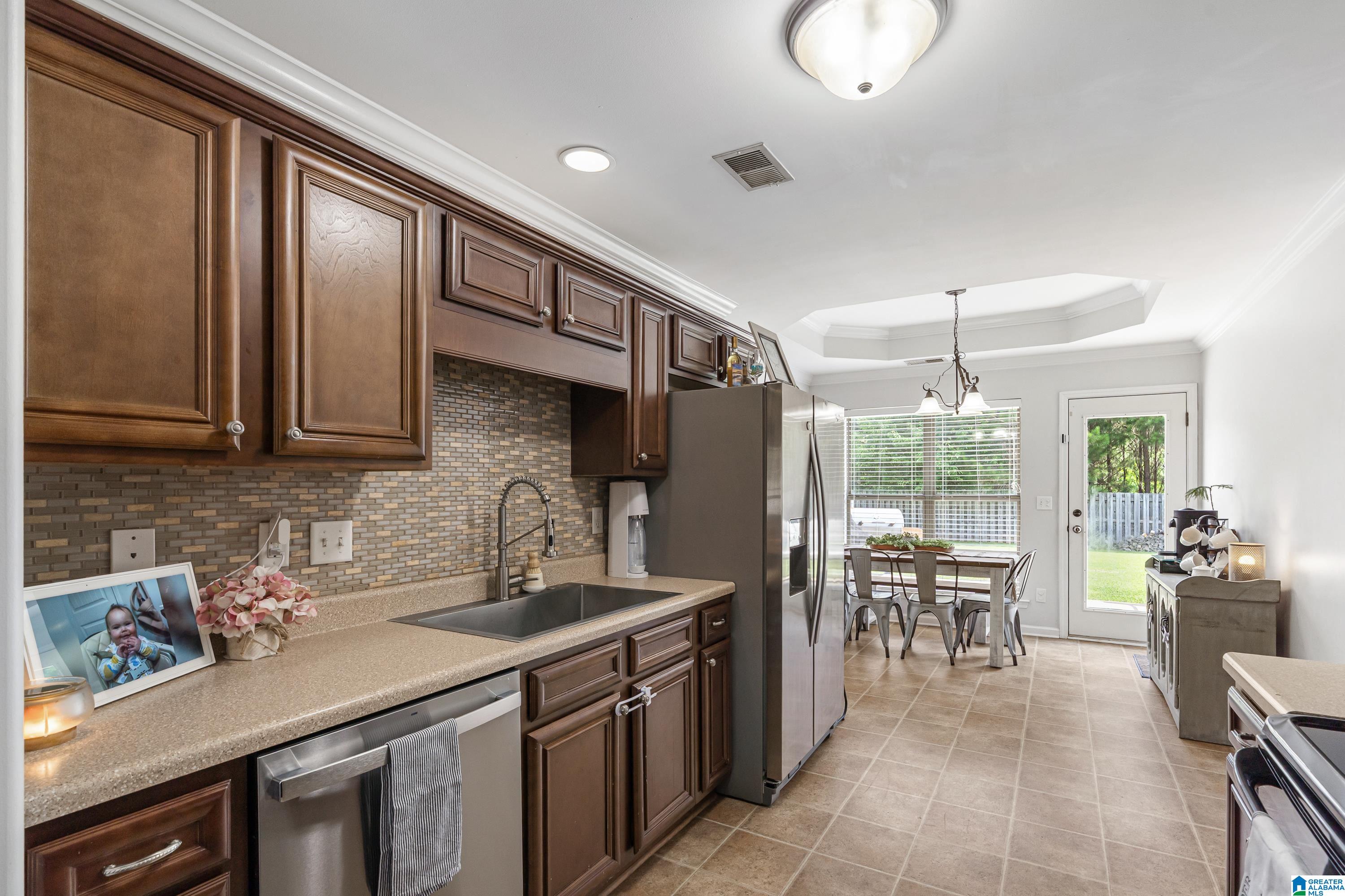 554 VILLAGE SPRINGS LANE