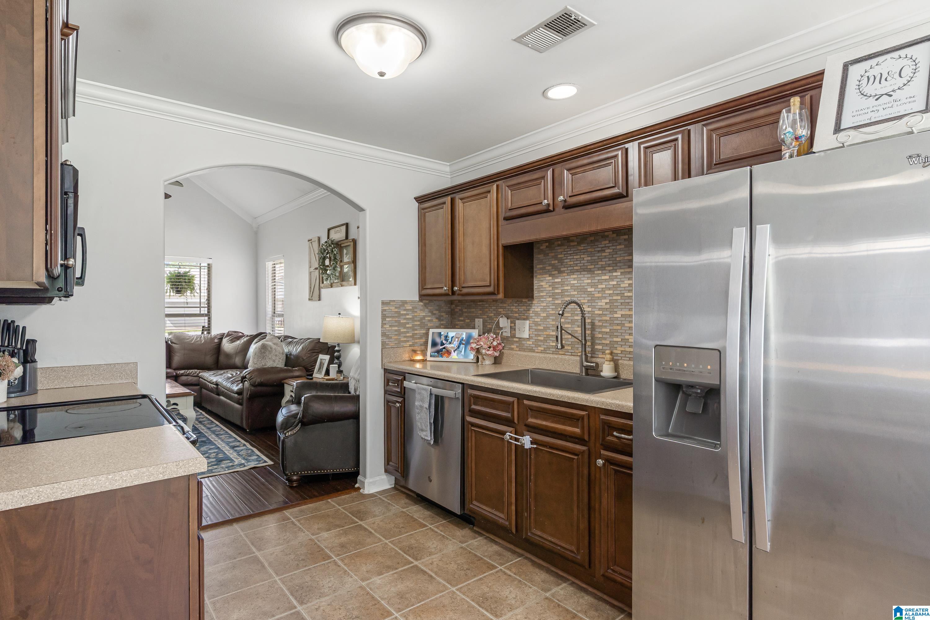 554 VILLAGE SPRINGS LANE