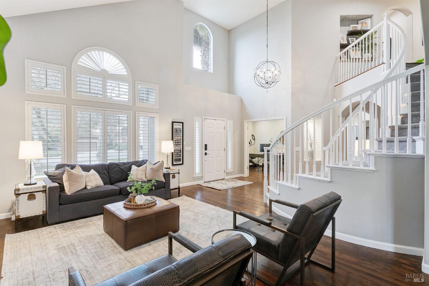 4744 Devonshire Place