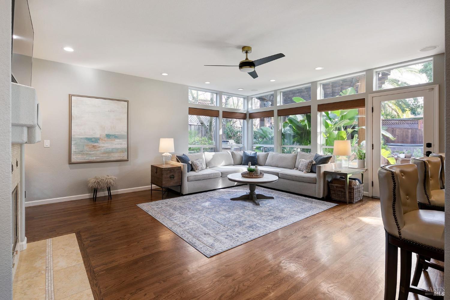 4744 Devonshire Place