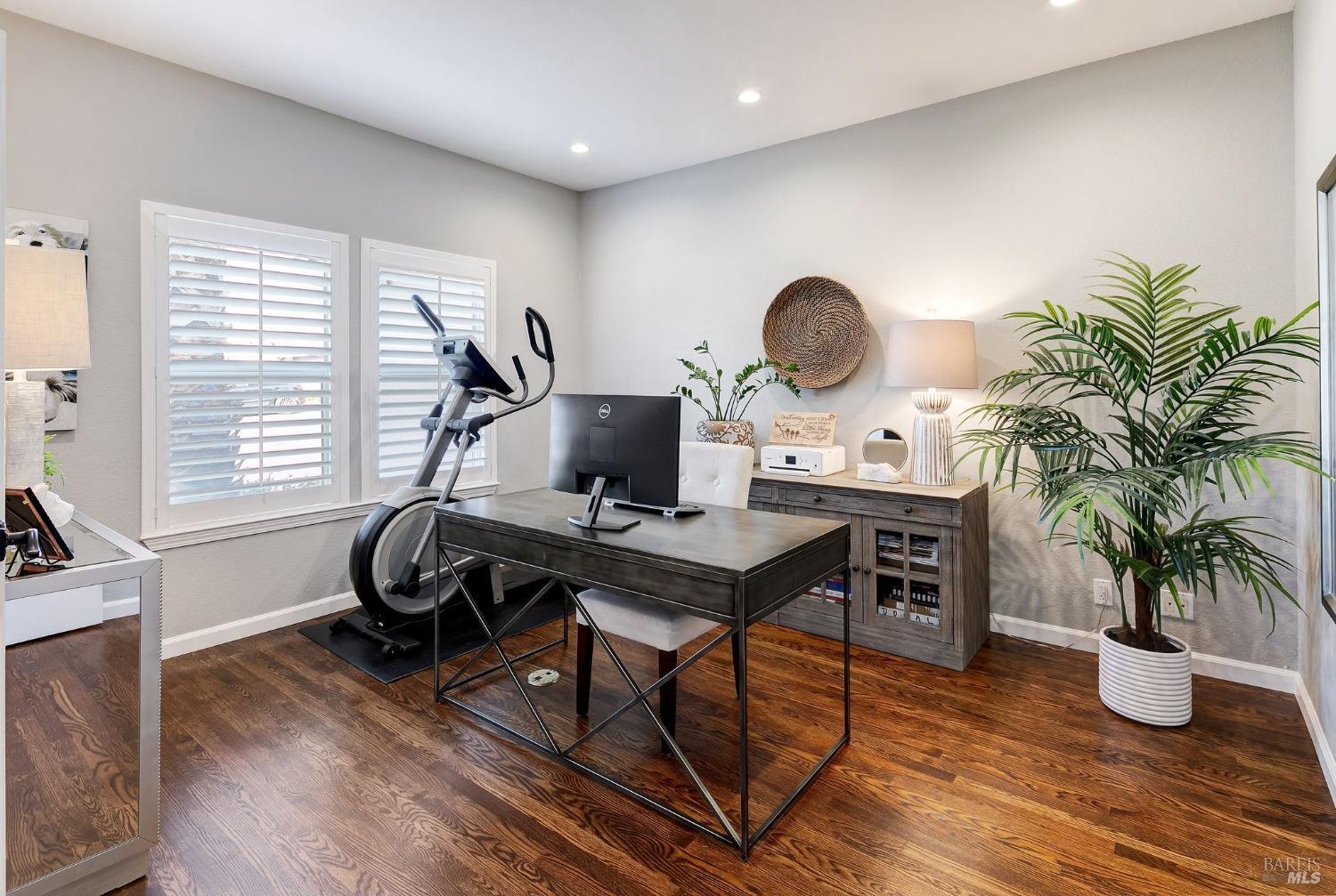 4744 Devonshire Place