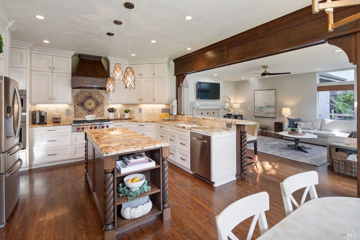 4744 Devonshire Place