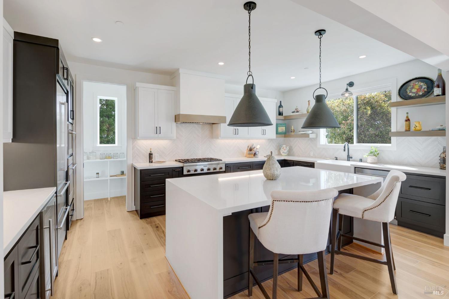 3711 Llyn Glaslyn Pl