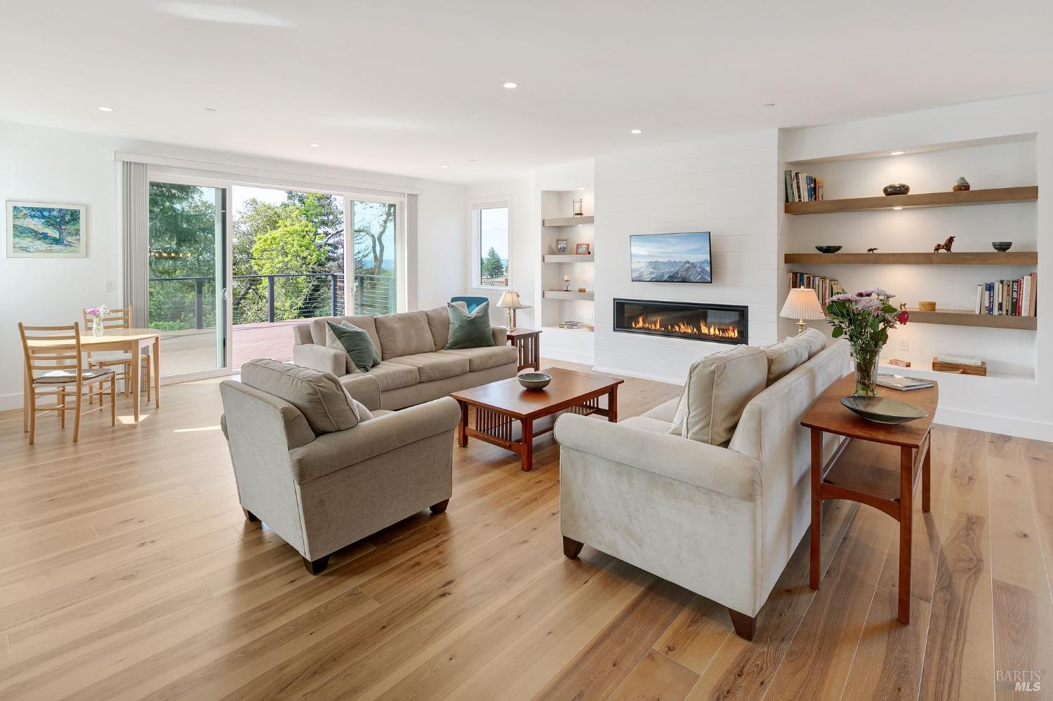 3711 Llyn Glaslyn Pl