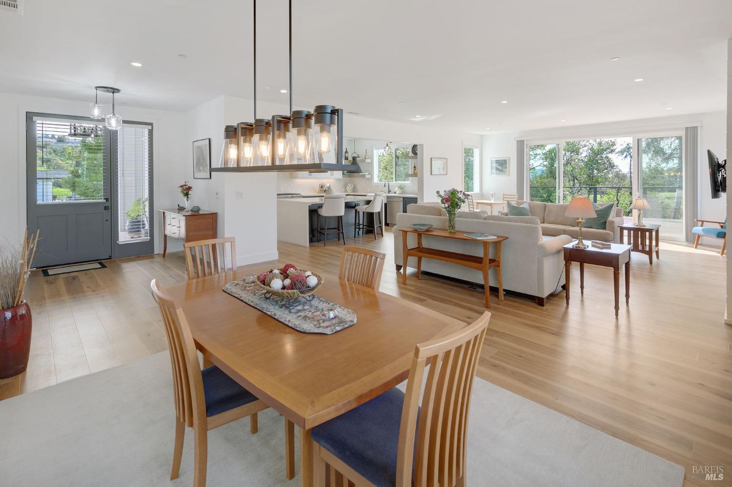 3711 Llyn Glaslyn Pl