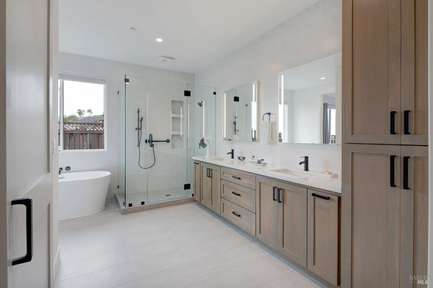 3711 Llyn Glaslyn Pl