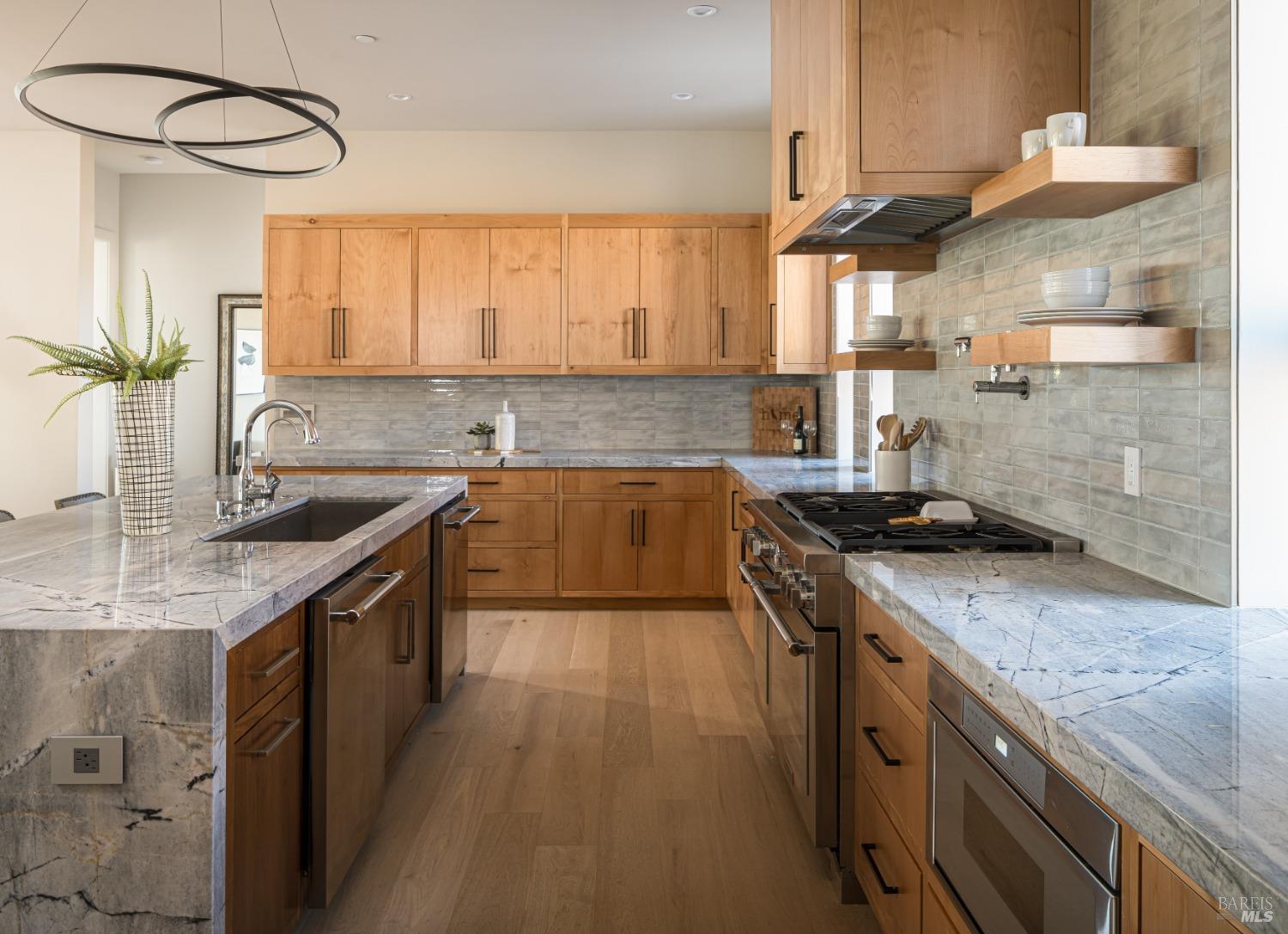 3958 Saint Andrews Dr