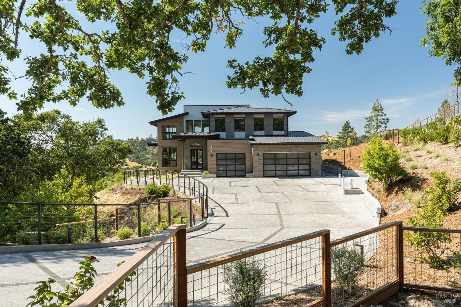 3958 Saint Andrews Dr