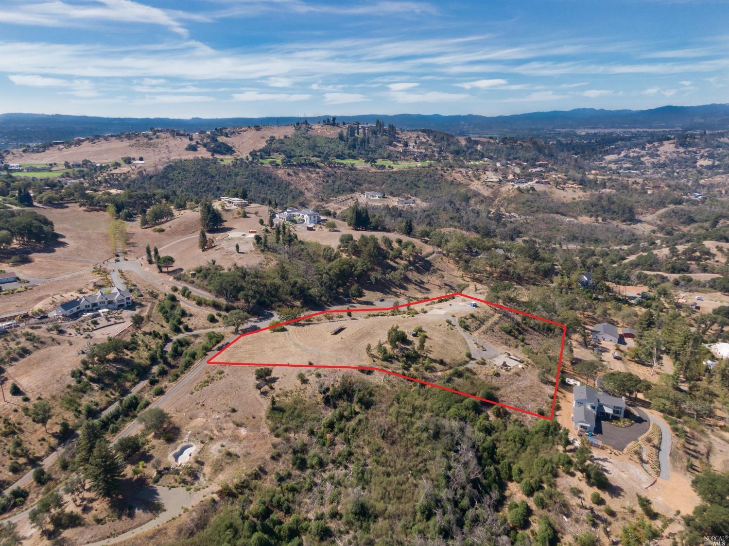 3437 Hidden Hills Dr