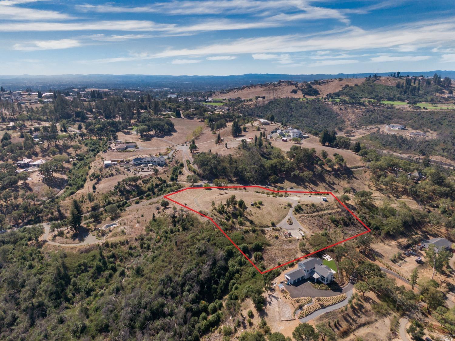 3437 Hidden Hills Dr