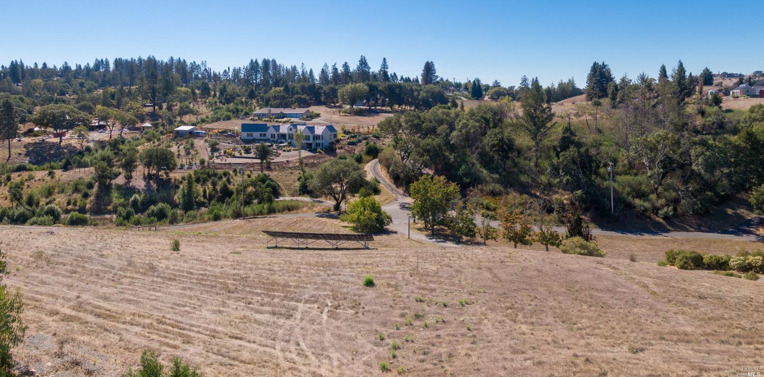 3437 Hidden Hills Dr