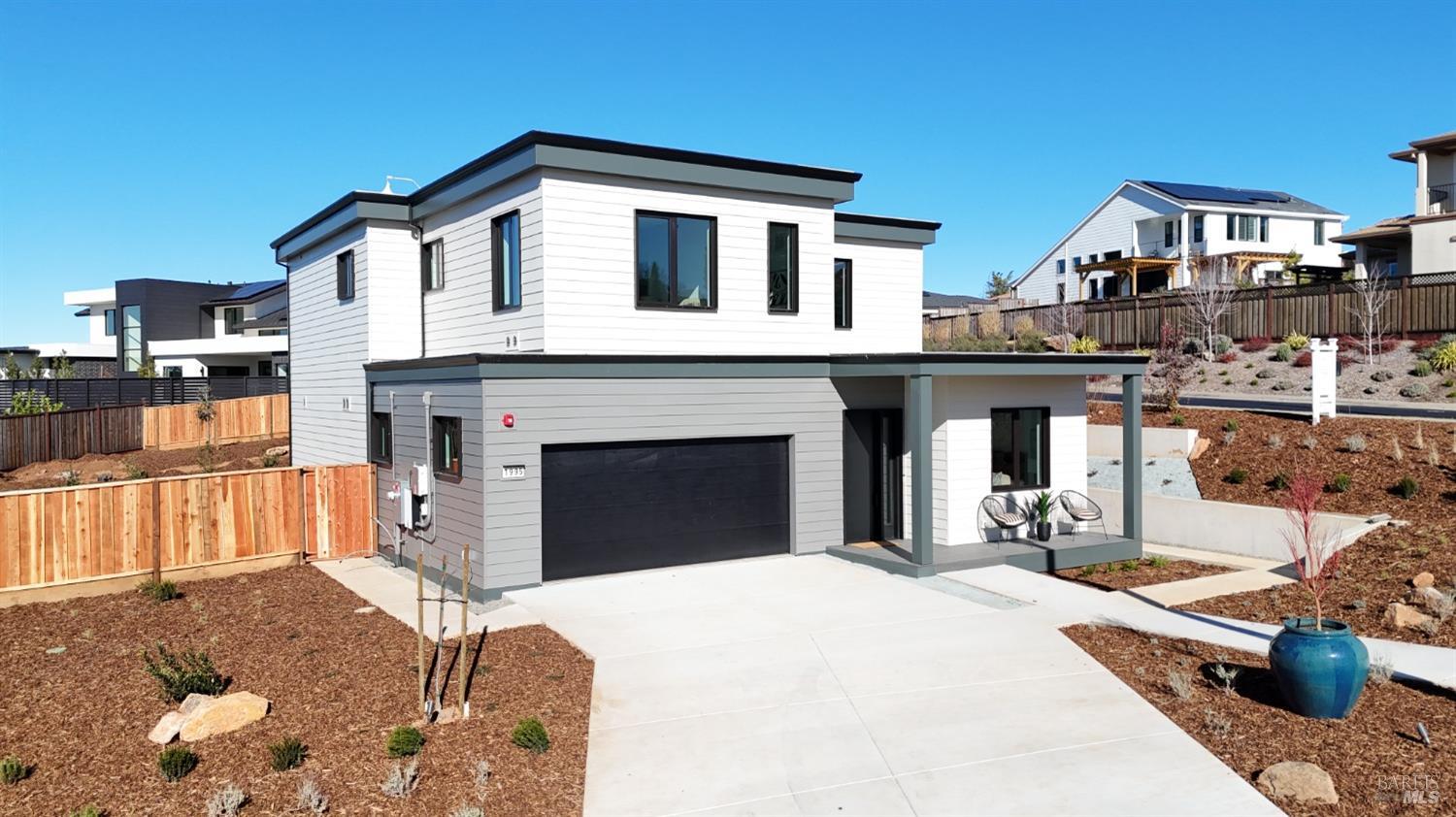 1995 W Bristlecone Ct