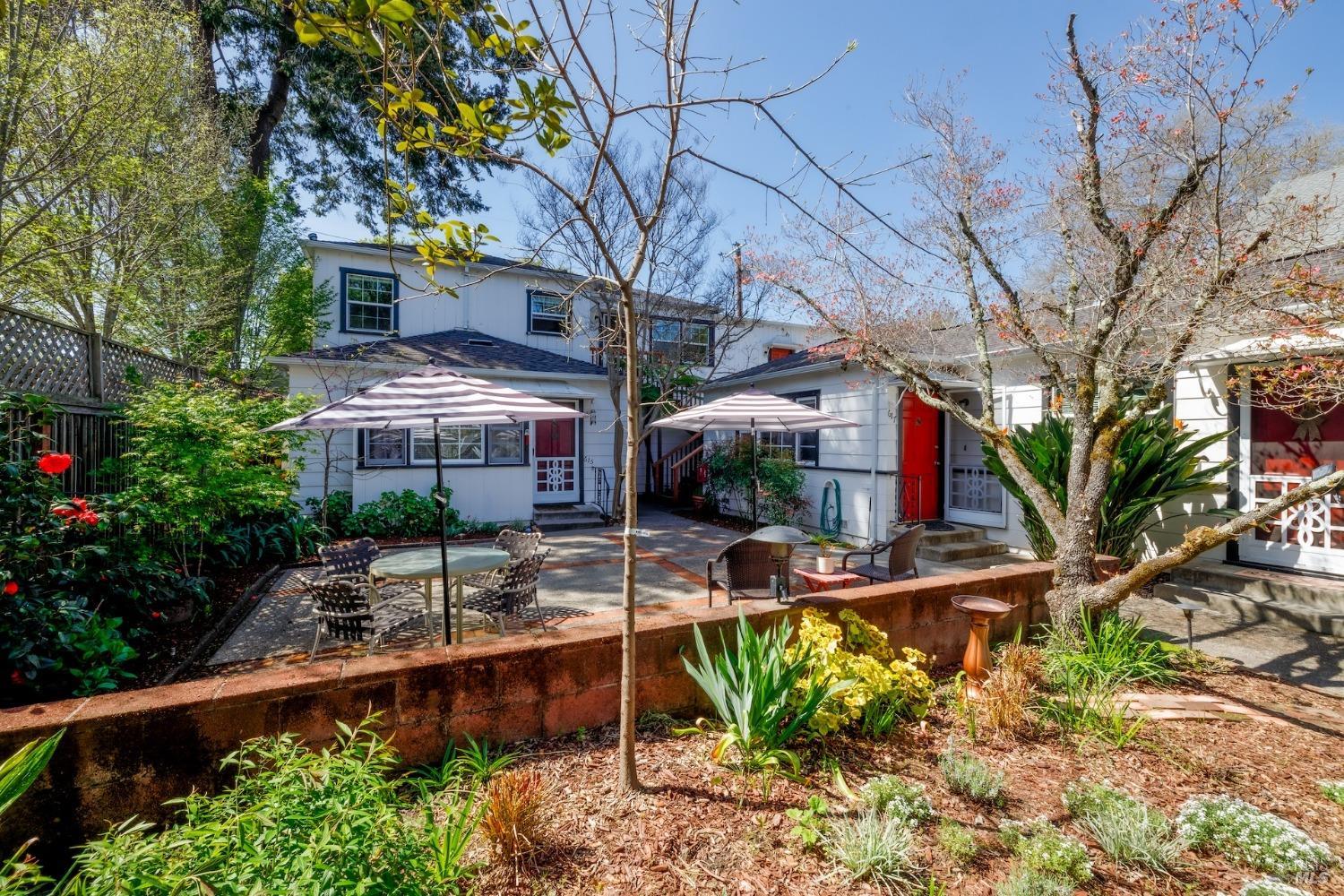 615-623 Mcdonald Ave