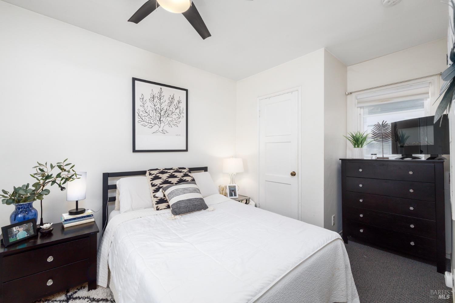 615-623 Mcdonald Ave