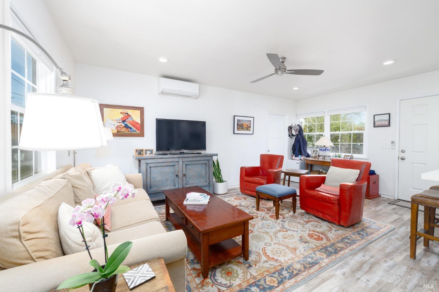 615-623 Mcdonald Ave