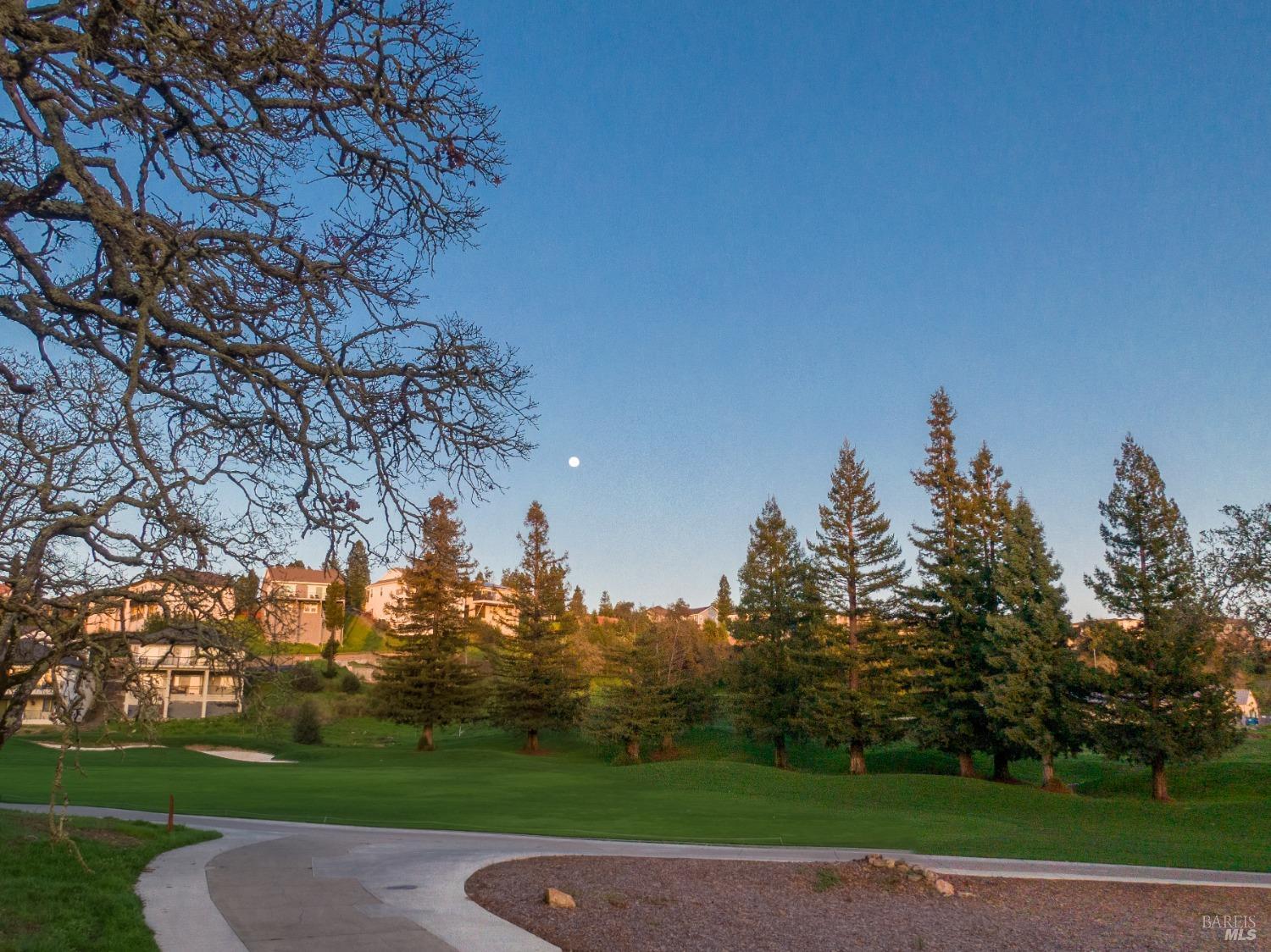 3703 Llyn Glaslyn Pl