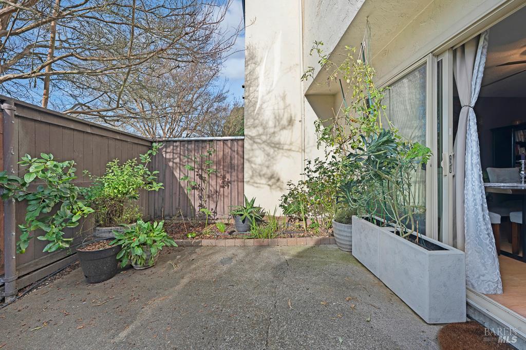 1749 Las Raposas Court