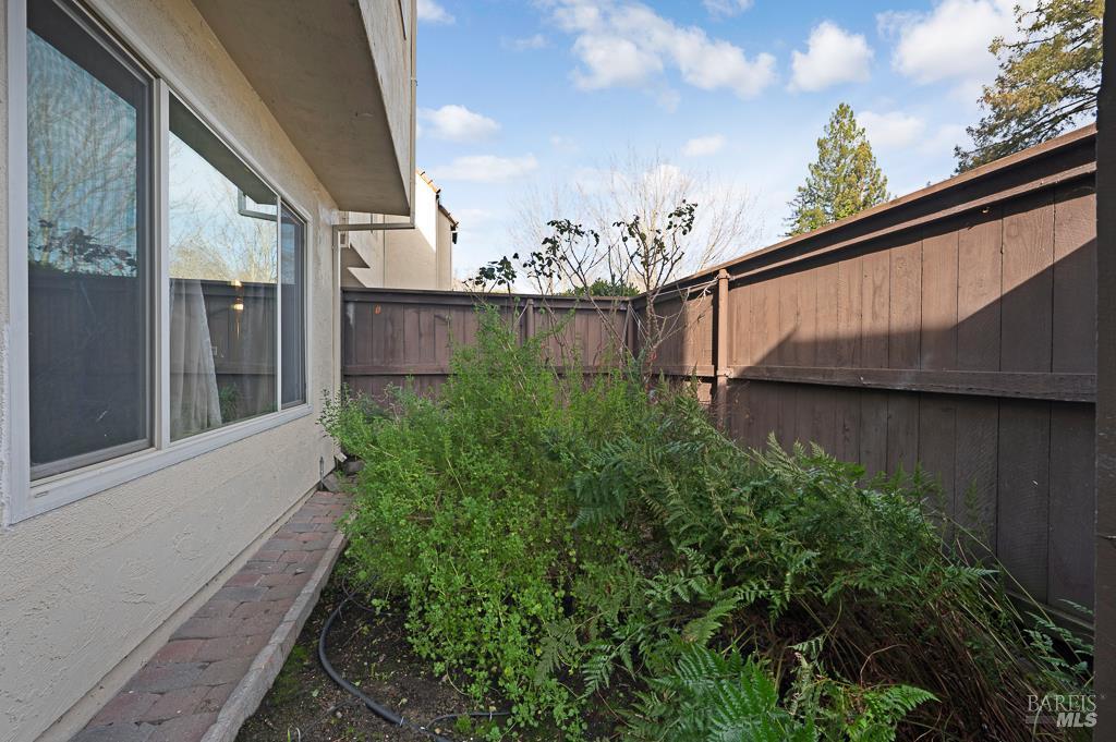 1749 Las Raposas Court