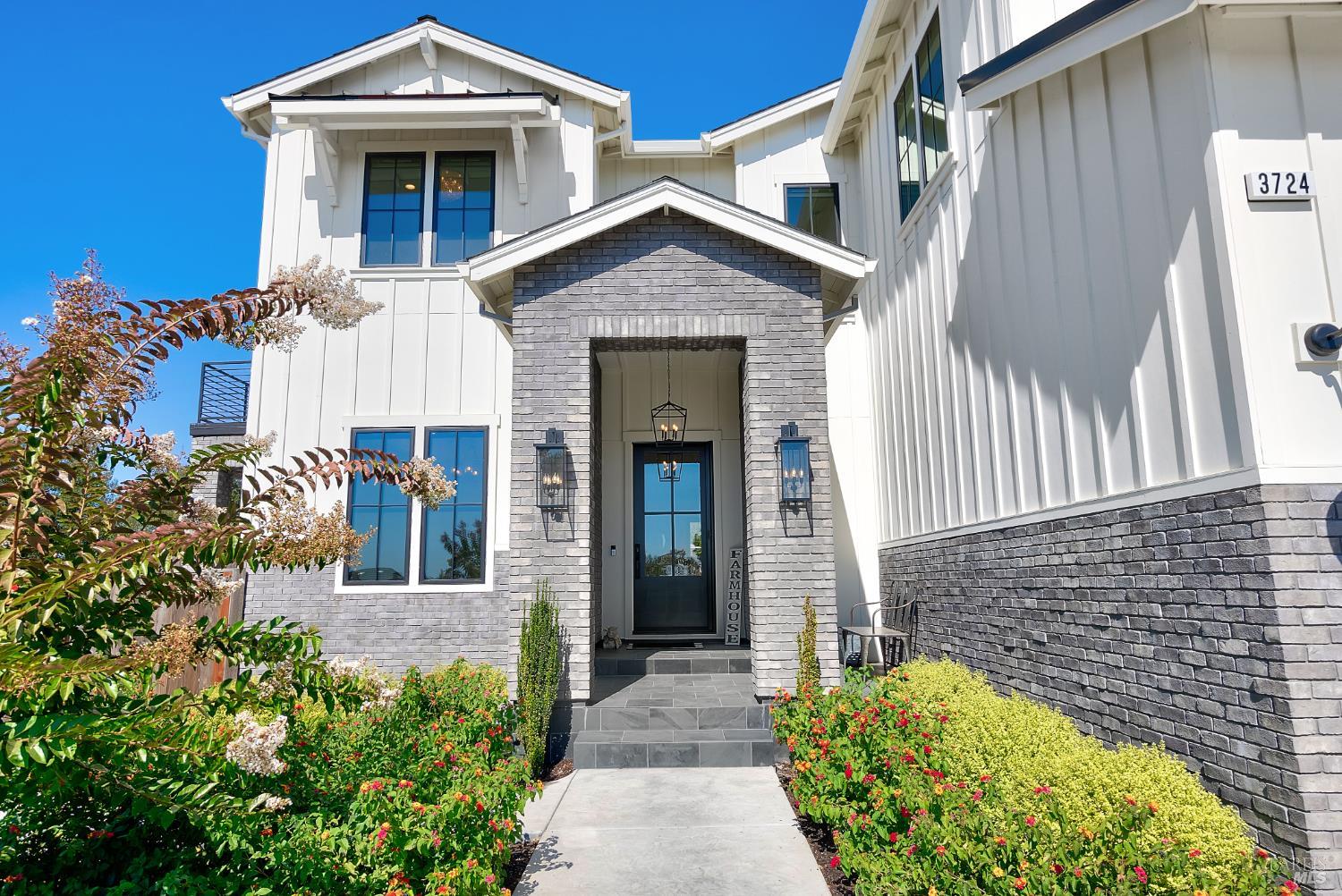 3724 Stanhope Court