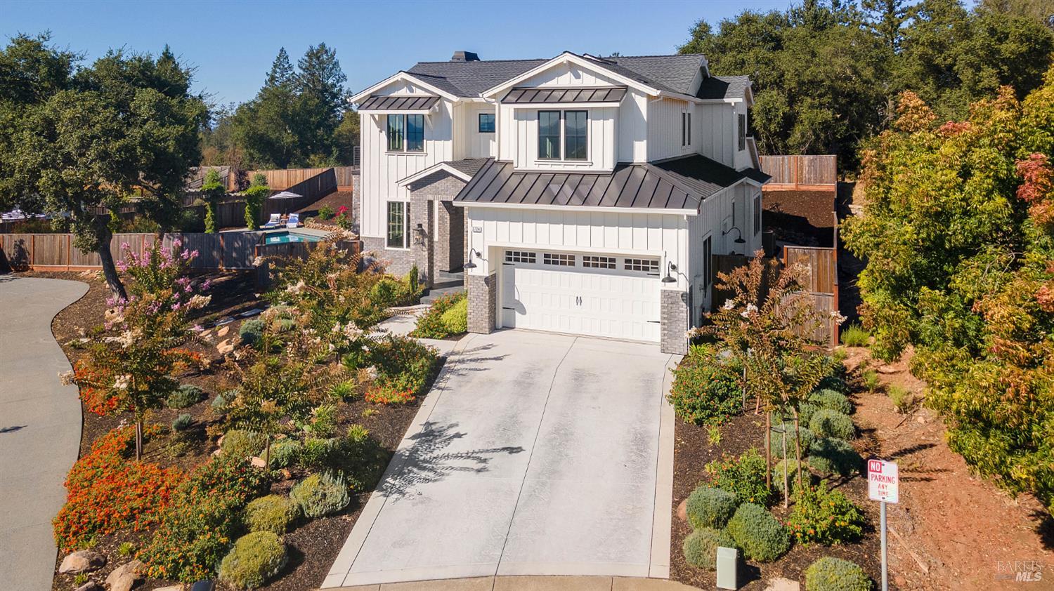 3724 Stanhope Court