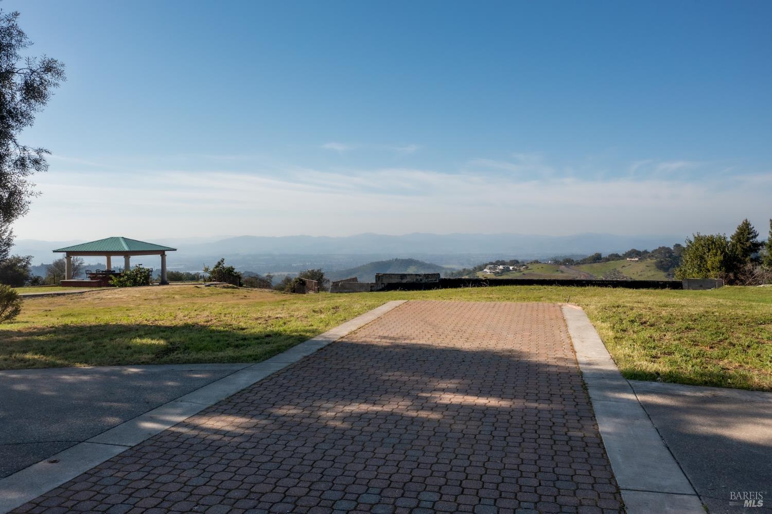 1980 Redwood Hill Court