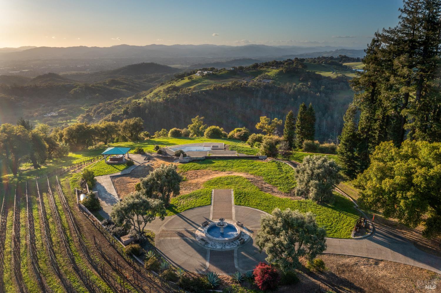 1980 Redwood Hill Court