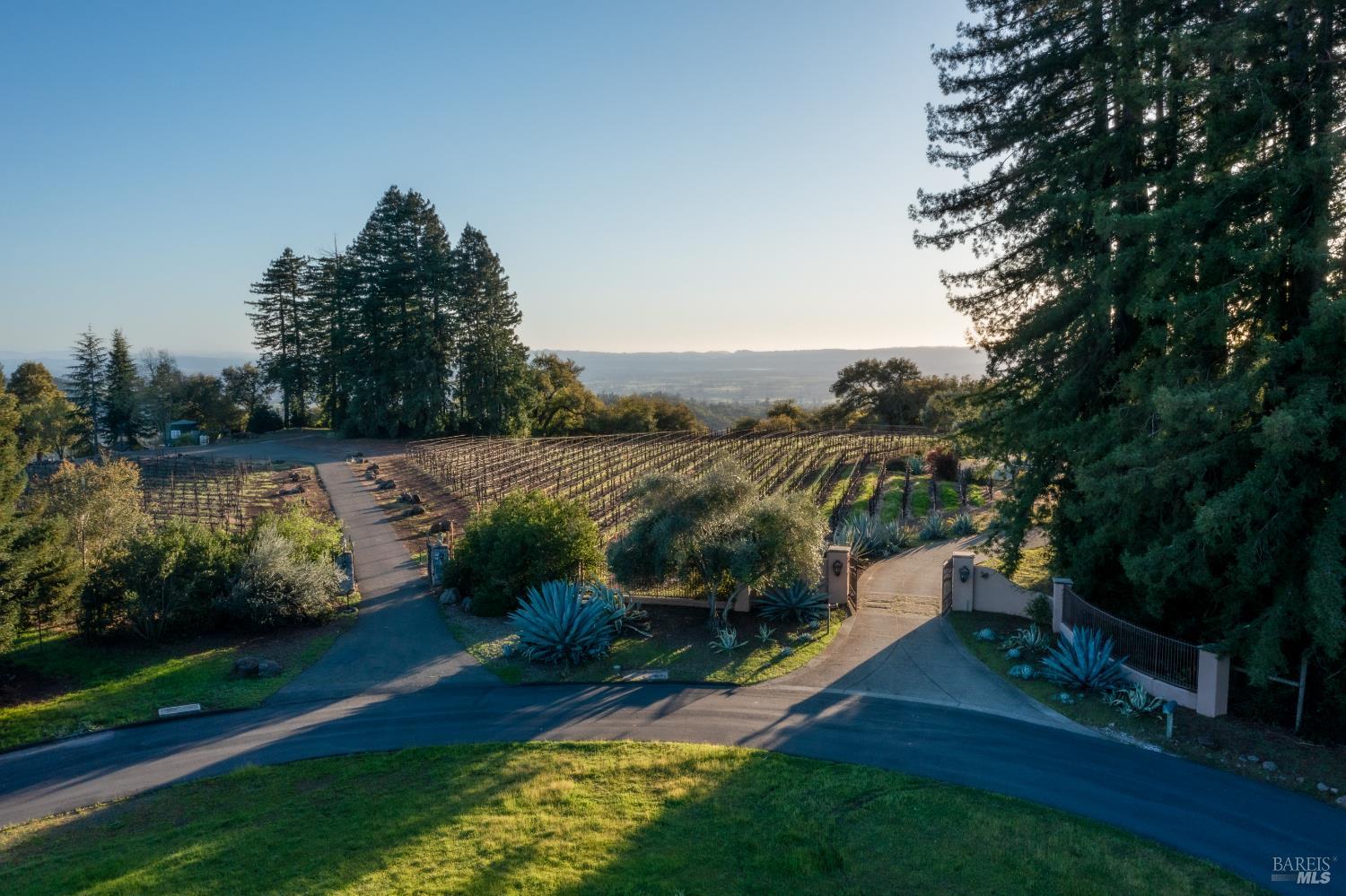 1960 Redwood Hill Court