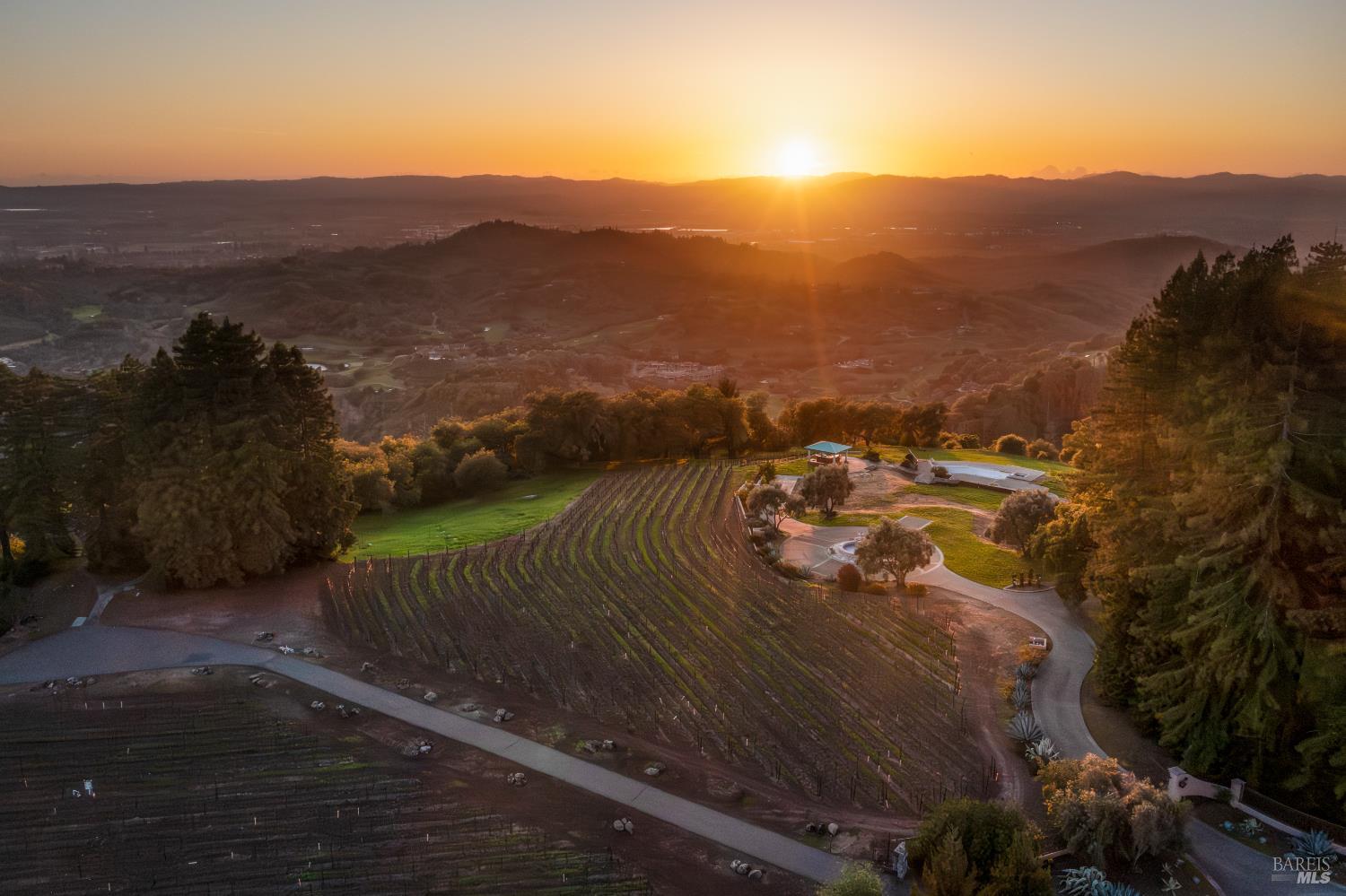 1960 Redwood Hill Court