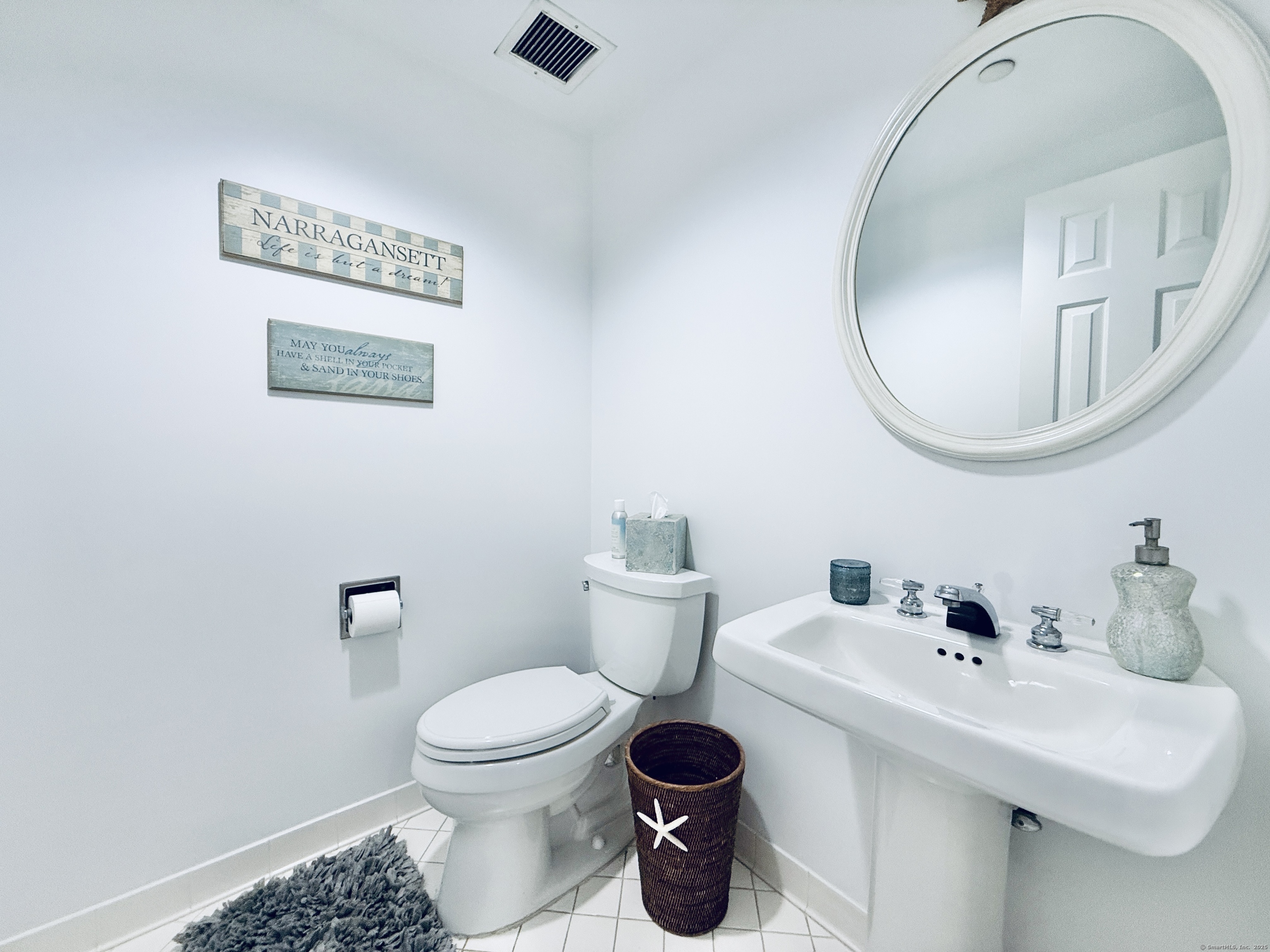 43 Harbor Drive APT 104