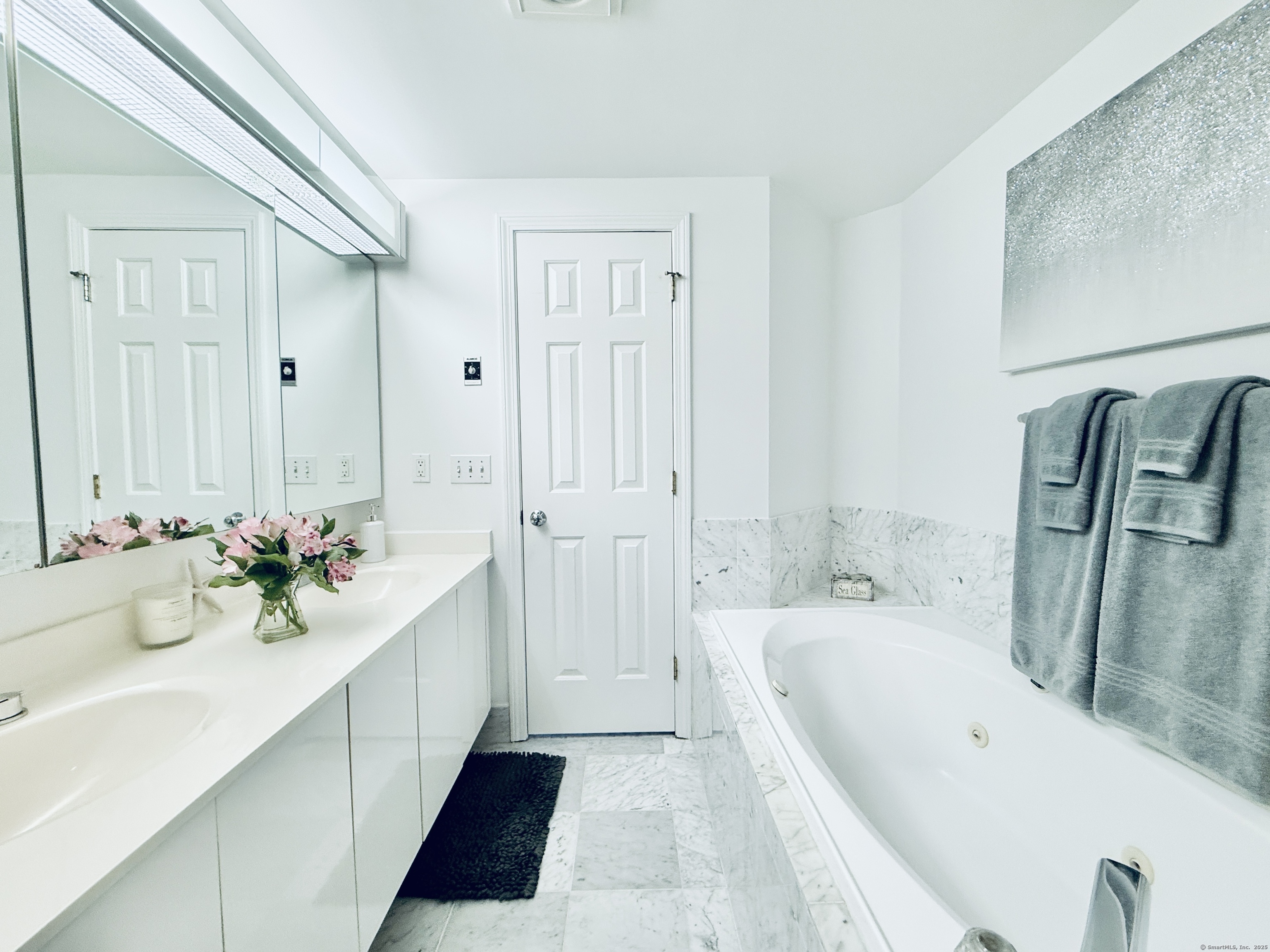 43 Harbor Drive APT 104