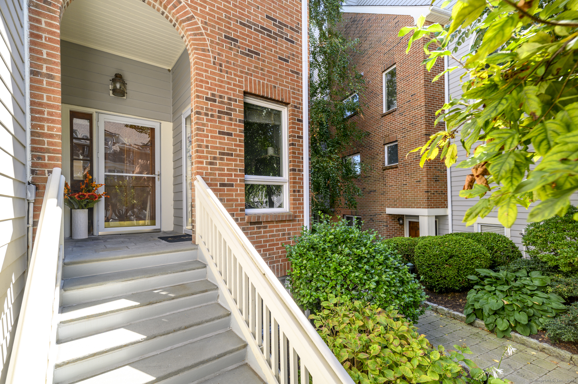 123 Harbor Drive APT 311