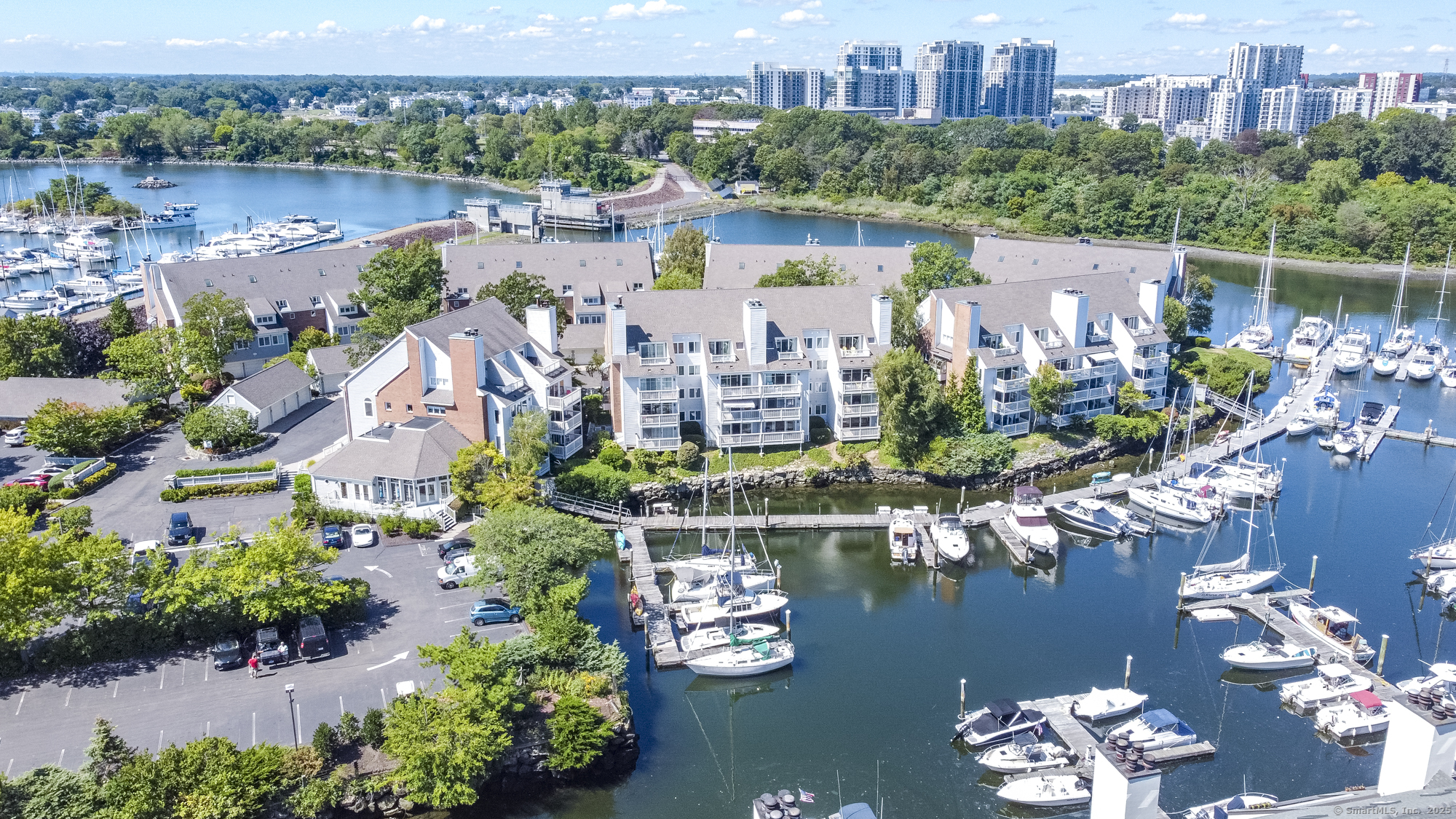 123 Harbor Drive APT 311