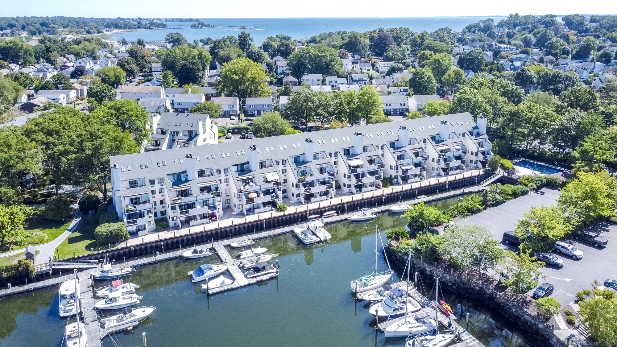 105 Harbor Drive APT 106