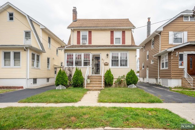 97 Waldo Avenue