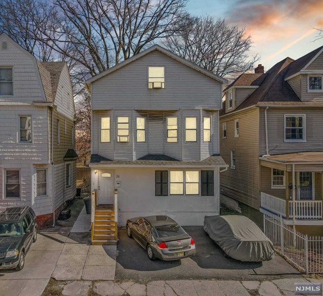 28 North 16th Street
