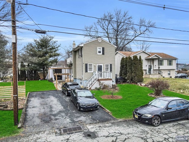 9 Oak Road
