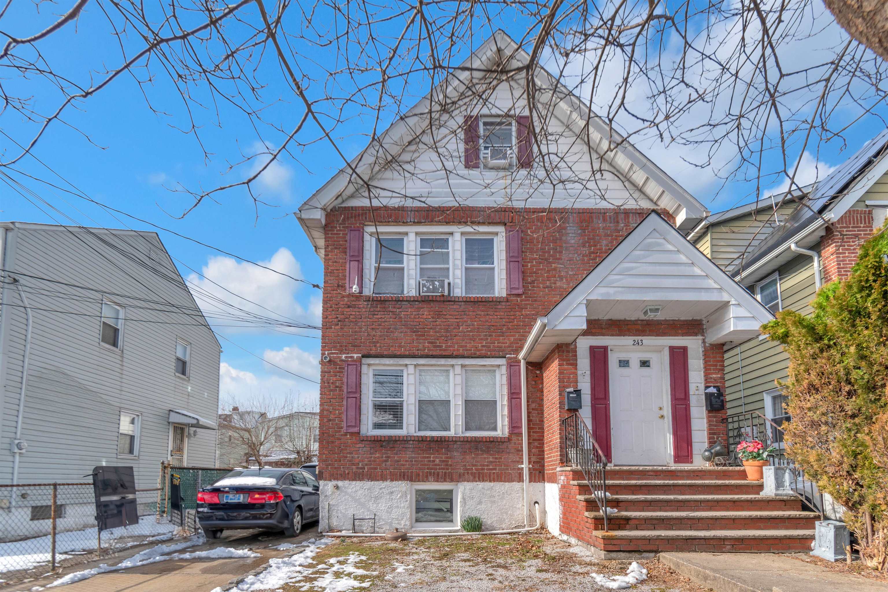 243 NORTH 17TH ST