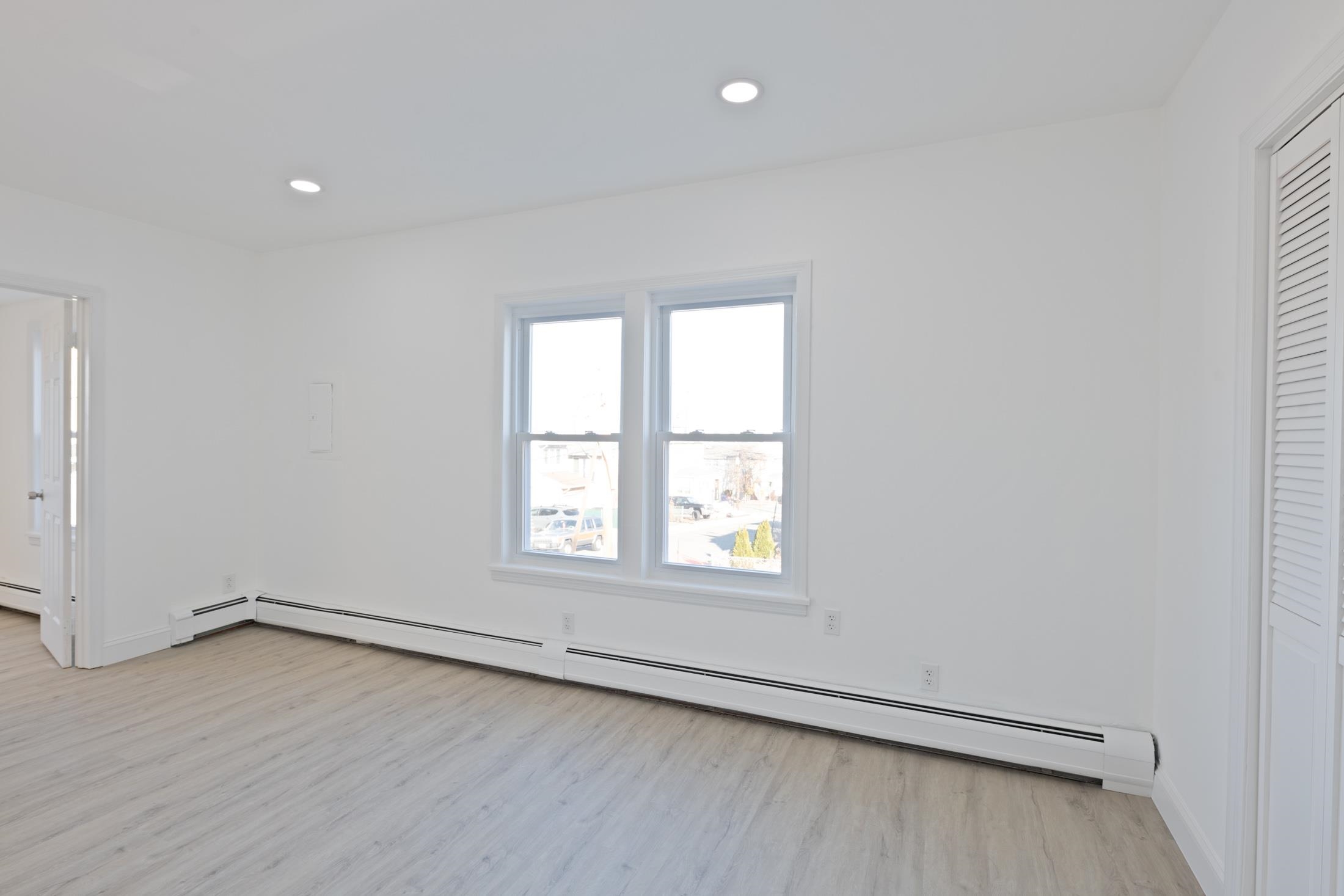 4700 ASCHOFF PL Unit: 2