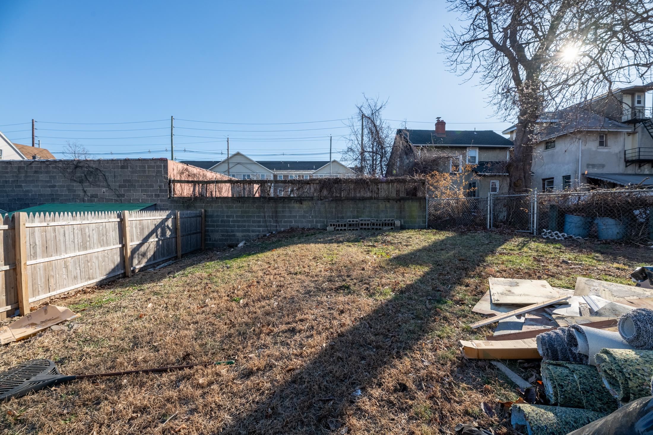 4700 ASCHOFF PL Unit: 2