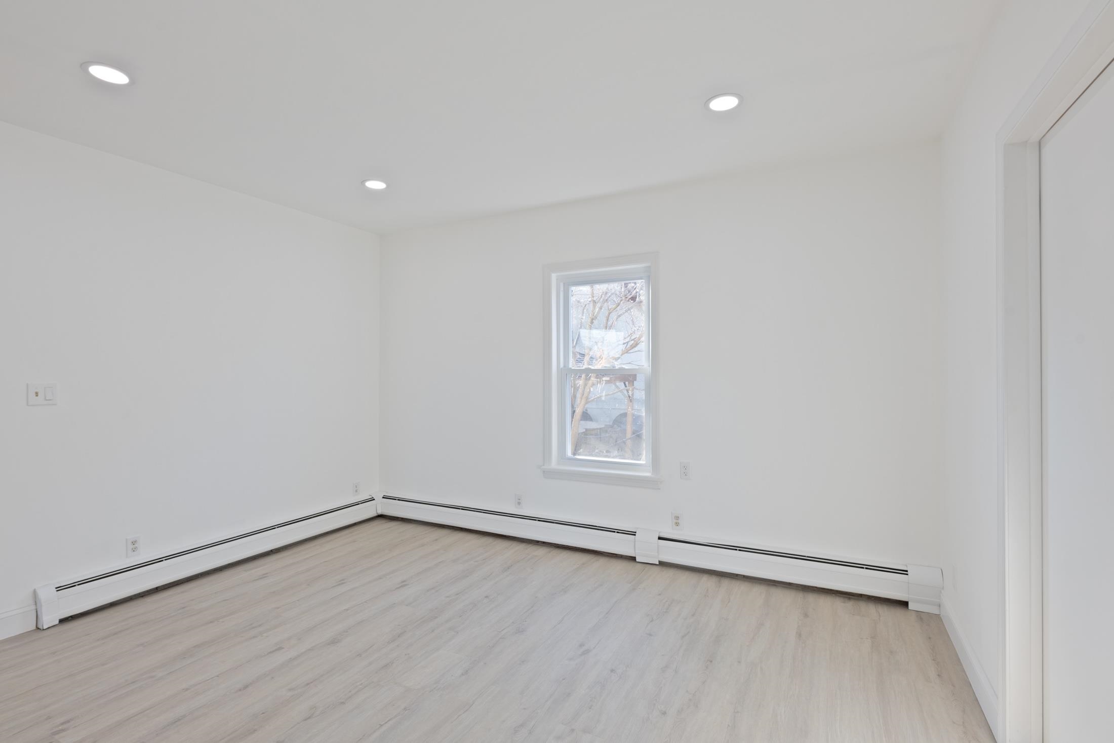 4700 ASCHOFF PL Unit: 2
