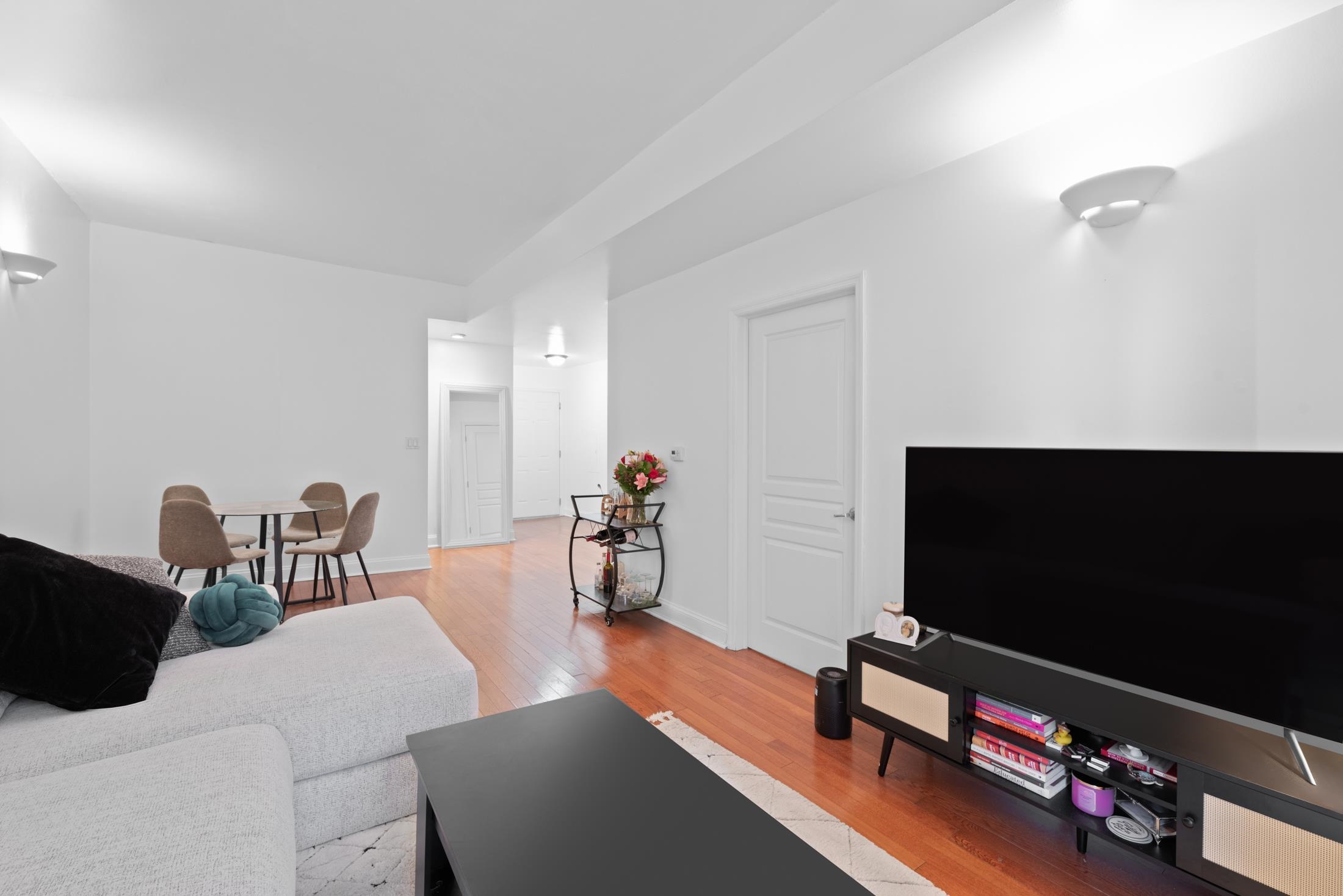 4315 PARK AVE Unit: 6K
