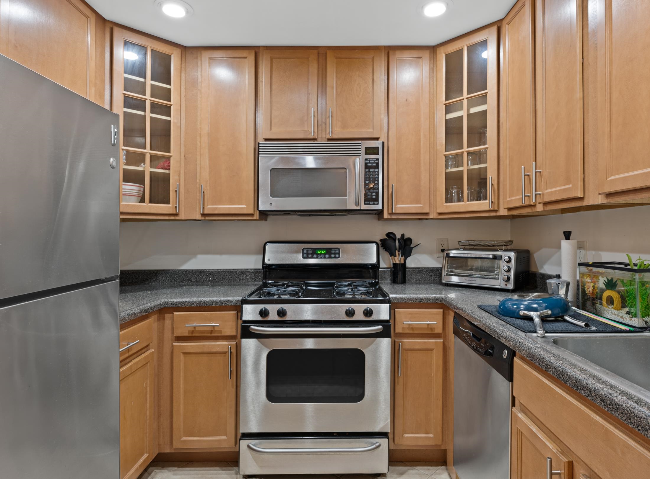4315 PARK AVE Unit: 6K