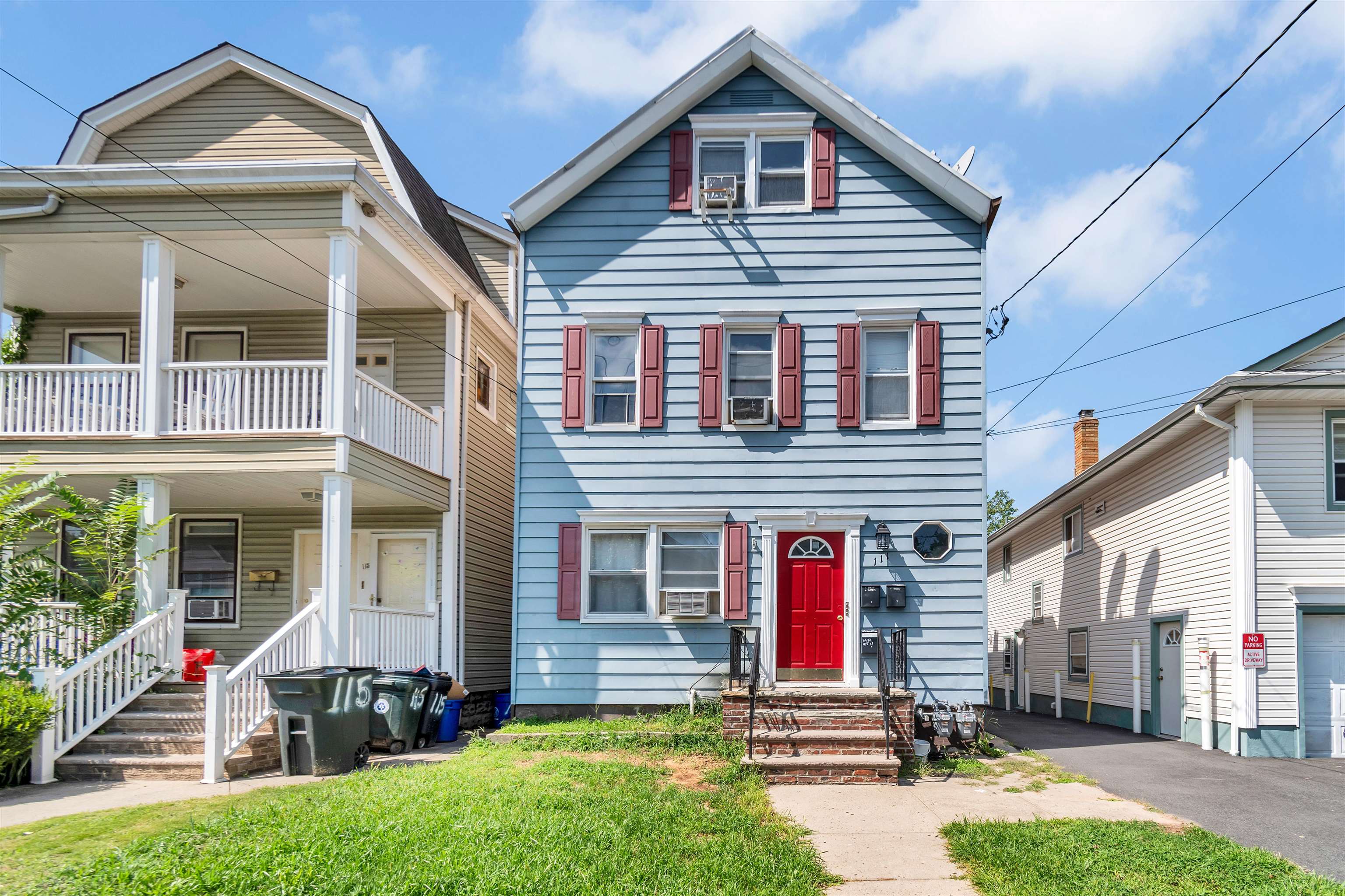 111 WILLOW AVE