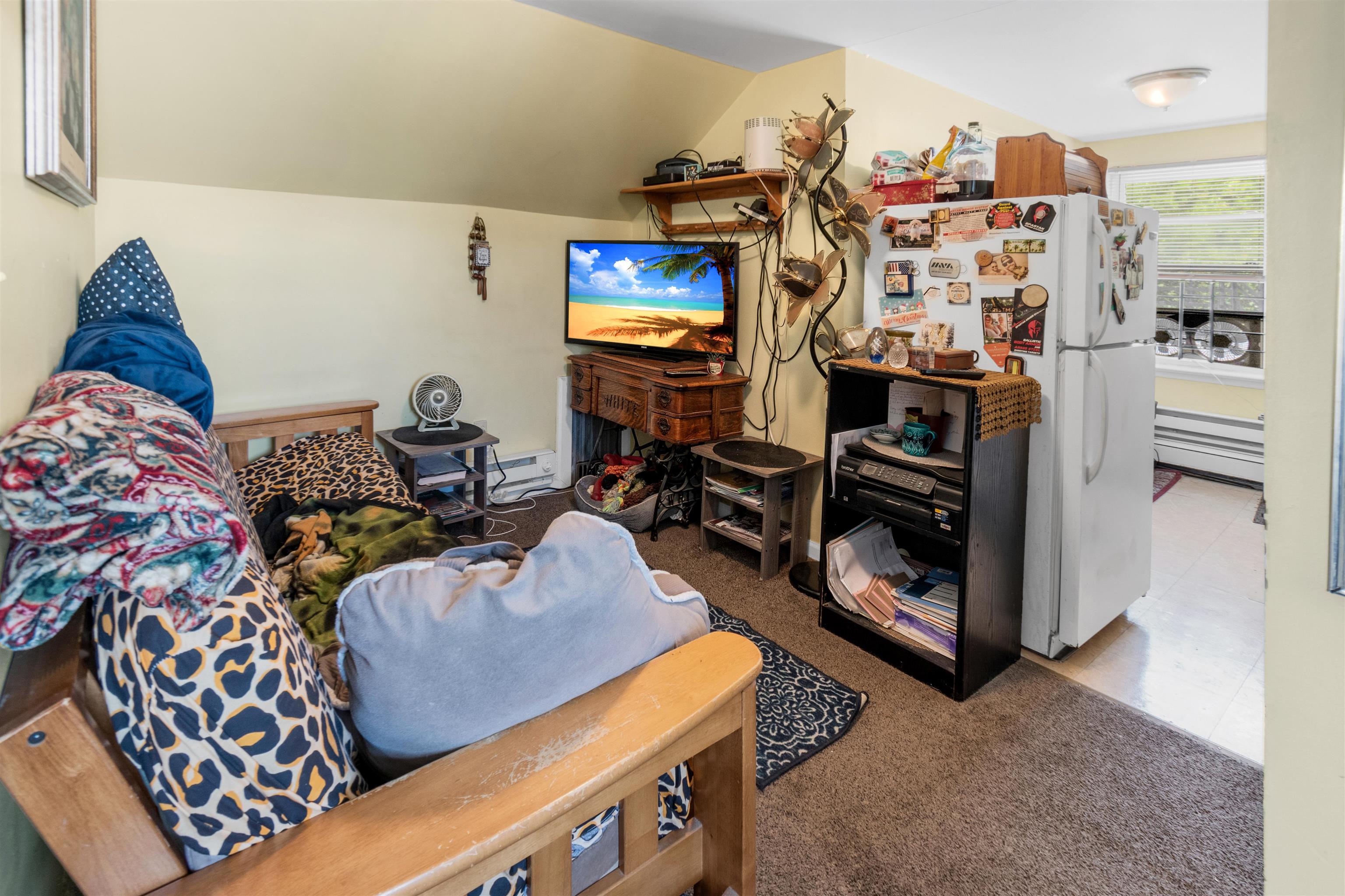 111 WILLOW AVE