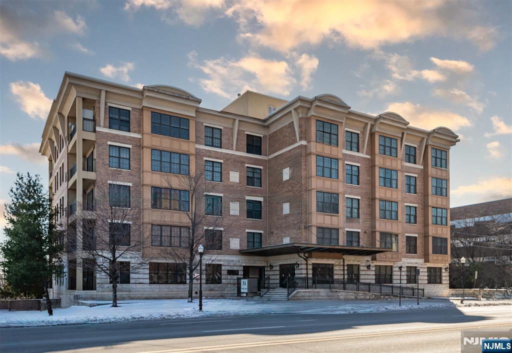 54 Polifly Road 510