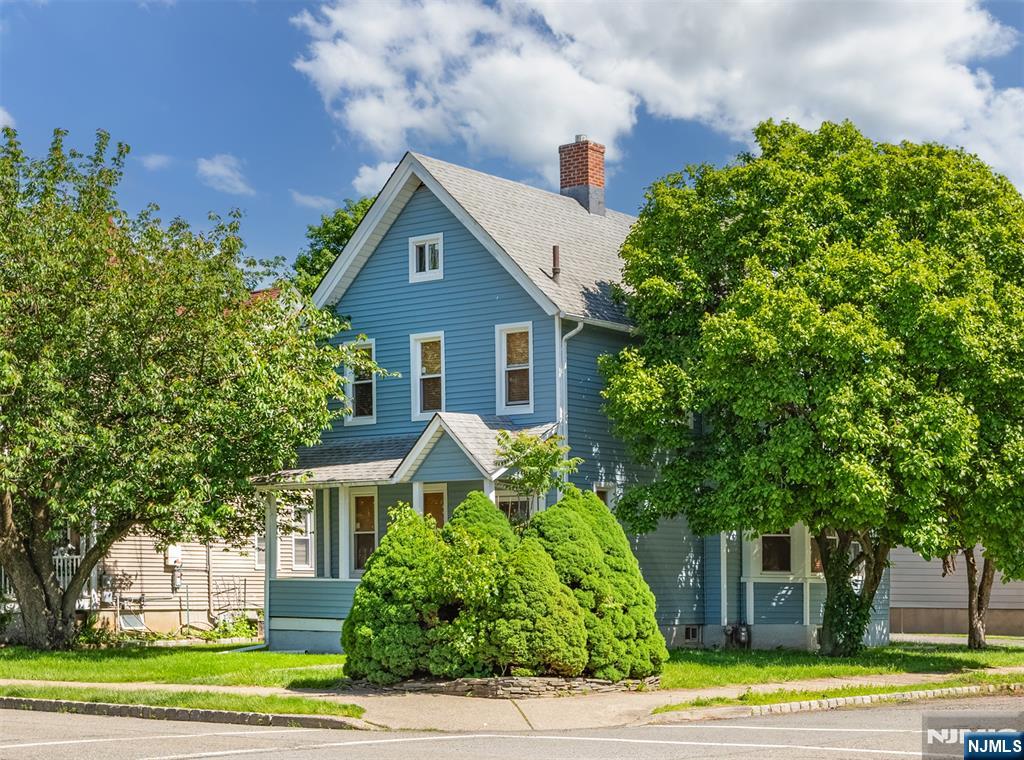 50 Richards Avenue