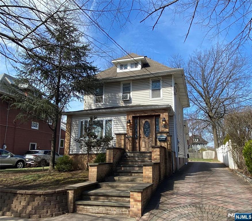 20 Hudson Avenue