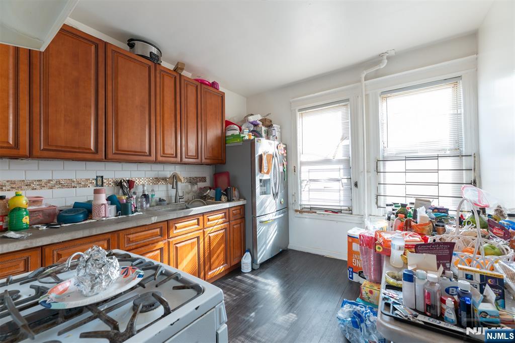 208 19th Street